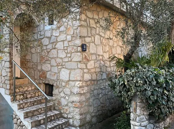 Tihana דירה *